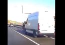 Policia: Rreth 10 mijë euro iu grabitën shoferit të postës në autostradën “Ibrahim Rugova”