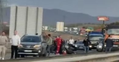 E konfirmon Policia: Një i vdekur në aksidentin e tmerrshëm që ndodhi sot