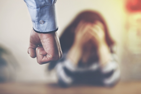 Mosmarrëveshja për kthim në Gjermani përfundon me dhunë – burri dyshohet se e rrahu gruan në Vushtrri