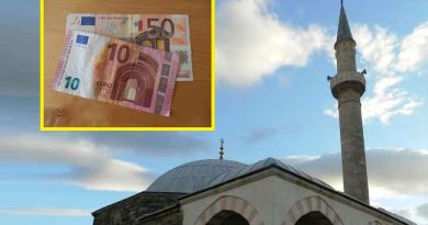 Vidhen 130 euro dhe dy orë dore në një xhami në Kosovë