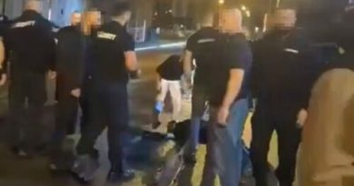 Përleshje para klubit Rinora4 në Zvicër: Kosovari që punonte si sigurim theret me thikë, disa të tjerë mbeten të plagosur