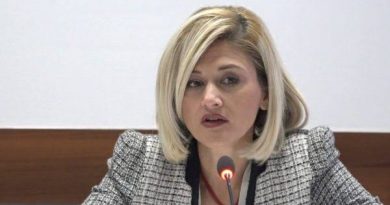 Mimoza Kusari kërkon votën e deputetëve për nesër: Nëse nuk e miratojmë Planin e Rritjes deri në dhjetor, humbim rreth 88 milionë euro