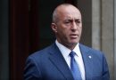 Ramush Haradinaj përlotet derisa sheh videon e nënës Rukë duke vajtuar për djemtë e vrarë