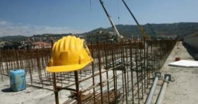 Vdes një person në Pejë, ra nga një lartësi prej 3 metrash derisa po punonte në një shtëpi