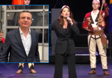 Analisti i reagon ndaj ‘partizanes’ së VV’së për këngën ndaj Kurtit: I këndoi një dezertori Analisti i reagon ndaj ‘partizanes’ së VV’së për këngën ndaj Kurtit: I këndoi një dezertori