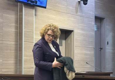 ‘Këtu jam nuk iu iki’, Rozeta Hajdari deklarohet pas përfundimit të seancës gjyqësore, e akuzon Prokurorinë Speciale ‘Këtu jam nuk iu iki’, Rozeta Hajdari deklarohet pas përfundimit të seancës gjyqësore, e akuzon Prokurorinë Speciale