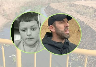 “I dhamë ndihmën e parë”, flet arsimtari i të miturit që vdiq pasi ra në lumin e Gadimes “I dhamë ndihmën e parë”, flet arsimtari i të miturit që vdiq pasi ra në lumin e Gadimes