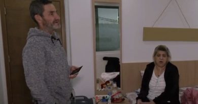 Familjet nga Mitrovica që u vendosen në hotele pas vërshimeve, ankohen për ndihma