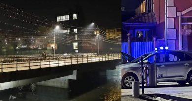 Një grua bie nga ura e re e Ibrit, shpëtohet nga një polic – dërgohet në Emergjencë