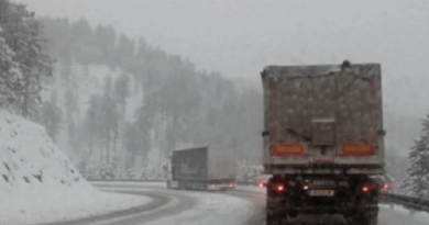 Vdes kosovari në Maqedoni, kamioni doli nga rruga dhe ra në greminë