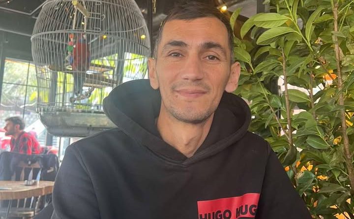 Ndërron jetë në moshën 37-vjeçare Arton Selim Avdyli Ndërron jetë në moshën 37-vjeçare Arton Selim Avdyli