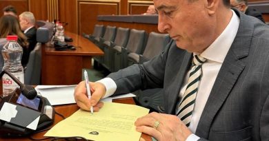 “E prej dorën nëse e votoj”, Bahtiri ndërron fjalët: Nuk votova për Listën Serbe, por për funksionalizimin e Kuvendit