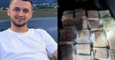 Ky është polici shqiptar që u kap nga Dogana e Kosovës me 1 milion euro në Merdare