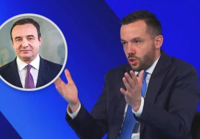 Tahiri: Albin Kurti s’mundet me u bë Hashim Thaçi i dytë, duhet të jetë krenar që po jeton në epokën e tij