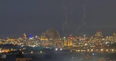 Irani bombardon Izraelin, nëntë të vdekur