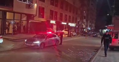 Therret me thikë një person në veri të Mitrovicës