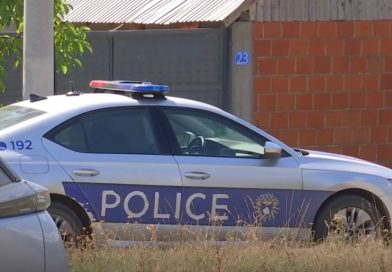 Vrasje e rëndë: Një i vrarë dhe një i plagosur, në kërkim pronari i lokalit “My Place” Vrasje e rëndë: Një i vrarë dhe një i plagosur, në kërkim pronari i lokalit “My Place”