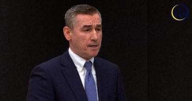 Gjykata Speciale ia vazhdon paraburgimin Kadri Veselit, ani pse gjykimi ka përfunduar