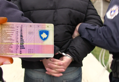 Ryshfet për patentëshoferë, arrestohen katër persona në Prishtinë