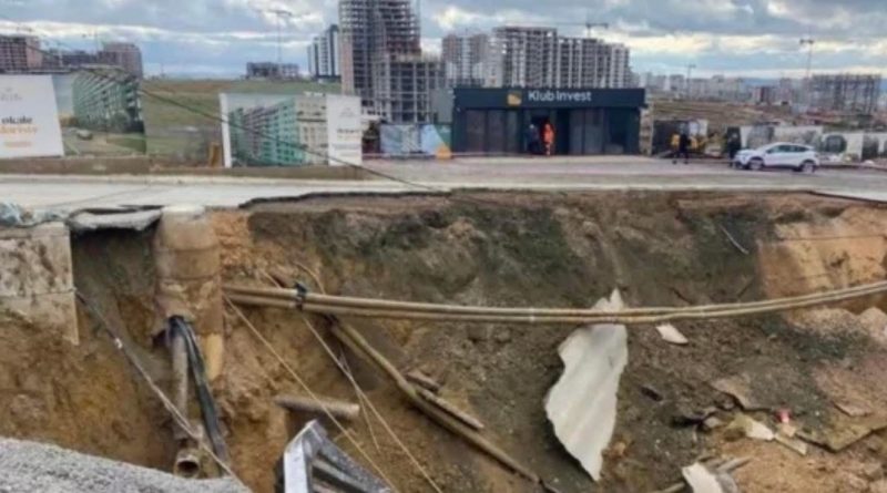 30 mijë euro gjobë për kompaninë e ndërtimit pasi u shemb rruga 30 mijë euro gjobë për kompaninë e ndërtimit pasi u shemb rruga