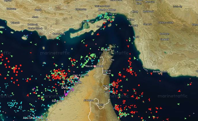 Merr fund bllokimi, Irani hap zyrtarisht Hormuzin