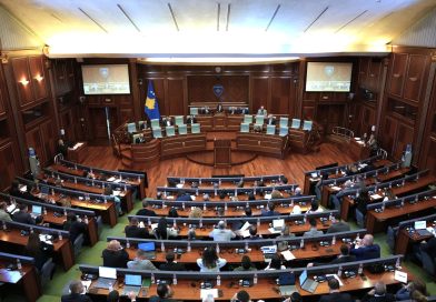 Procesi për bordet e KPM-së dhe RTK-së nën hijen e dyshimeve për ndërhyrje politike – Shoqëria civile kërkon ndaljen e votimit