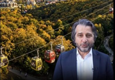 Rama paralajmëron rikthimin e teleferikut në Gërmi Rama paralajmëron rikthimin e teleferikut në Gërmi
