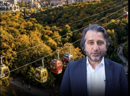 Rama paralajmëron rikthimin e teleferikut në Gërmi Rama paralajmëron rikthimin e teleferikut në Gërmi