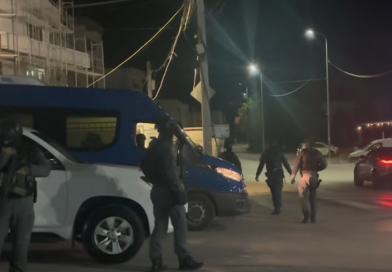 Bastisje, protesta në rrugë e Njësi Speciale me maska: Çka ndodhi mbrëmë në Skënderaj?