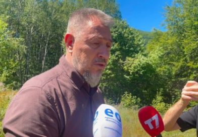 Lushtaku pas vizitës në Zubin-Potok: Arrestimet e serbëve për krime lufte duhet të vazhdojnë