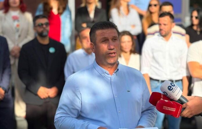 Prodhuesit vendorë para Qeverisë: Kurti ta ndalë bllokadën, kriza institucionale po na çon drejt falimentimit