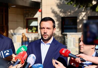 PDK dorëzon në Kushtetuese lëndën për konstituimin e Kuvendit, kërkon masë të përkohshme