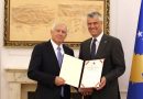 Dëshmoi në Hagë, ish-gjenerali i NATO-s reagon ndaj Speciales: Thaçi s’është një kriminel për t’u dënuar